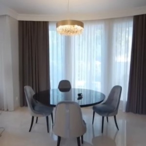 Livingul este locul în care se reunește întreaga familie!